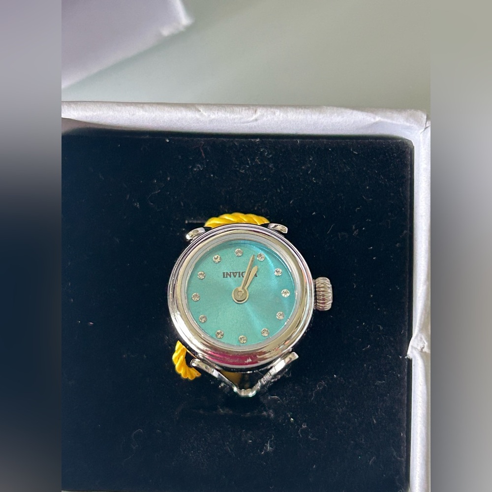 Viral Invicta Ring Watch Angel Blue and Silver adjustable